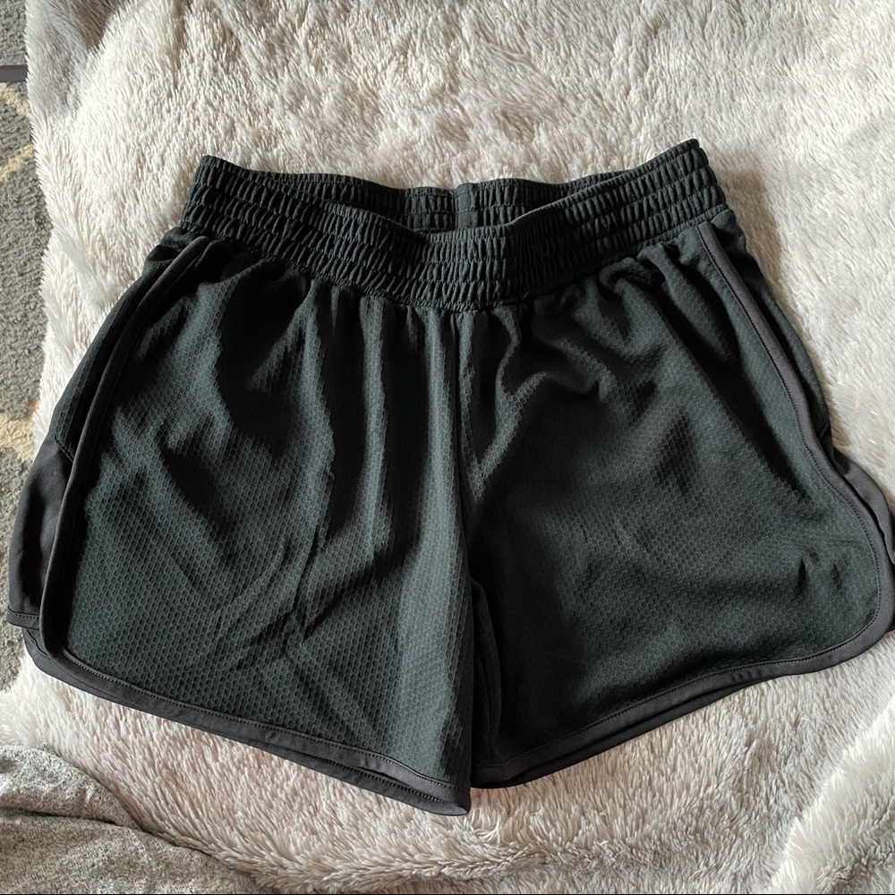 Black Champion Breathable Shorts (Size M)